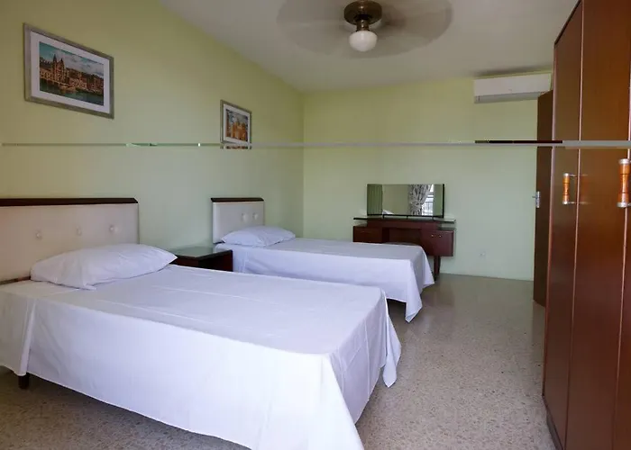 1 Bedrm Seaview Balluta Bay Apartamento Sliema