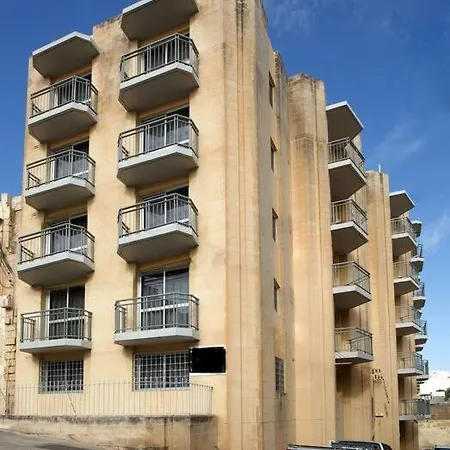1 Bedrm Seaview Balluta Bay *