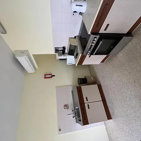 1 Bedrm Seaview Balluta Bay *